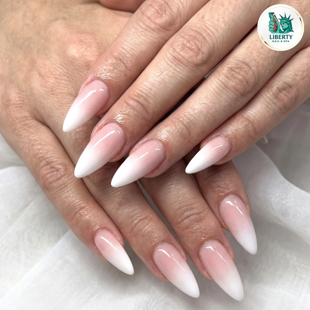 Elegant nails